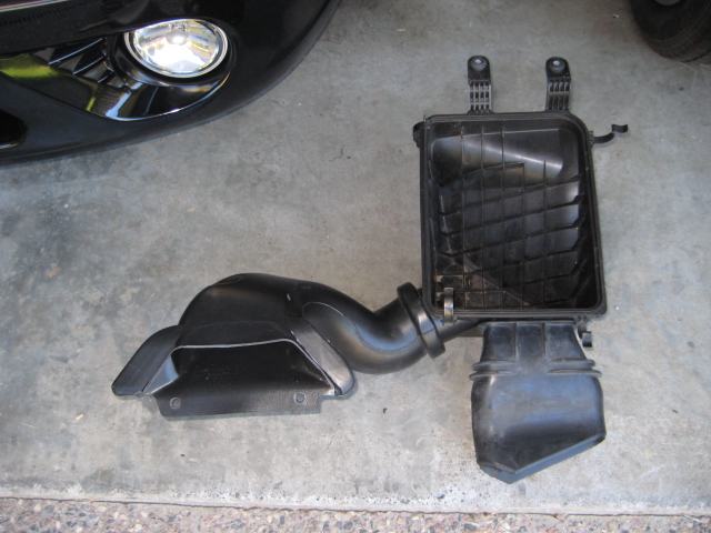 Addition of F6 Air Intake fitted to BF XR6T Airbox